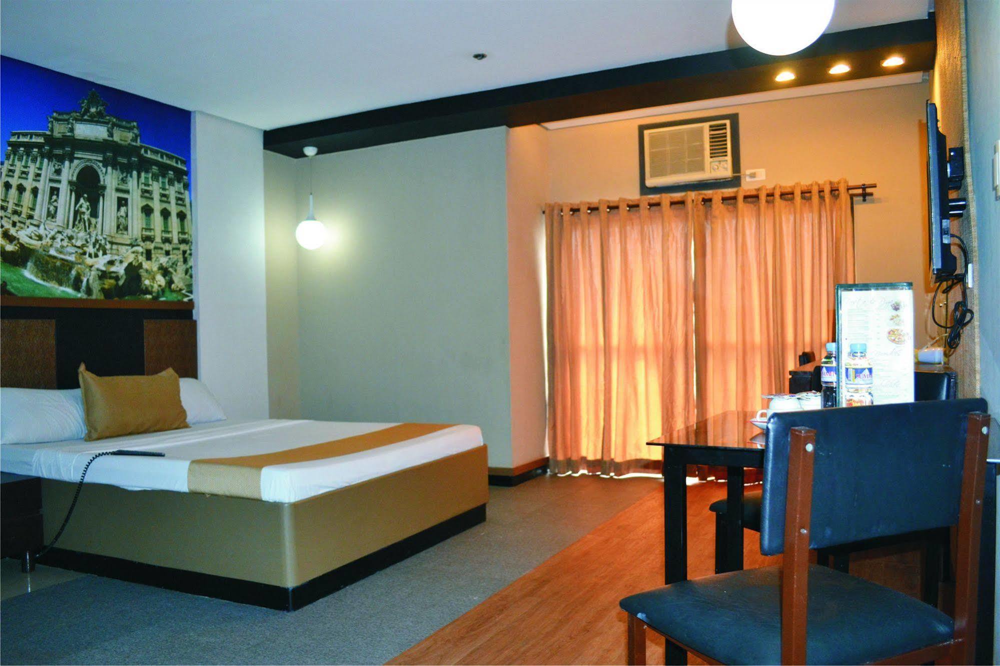 Hotel Dreamworld Araneta Cubao Экстерьер фото